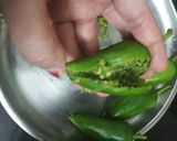 મિર્ચી વડા(Mirchi Vada Recipe in Gujarati) રેસીપી સ્ટેપ2ફોટો