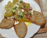Foto del passaggio 5 della ricetta Patate con uova in padella