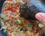 Foto langkah ke 4 dari resep Sambel Terong Viral 🍆✨.