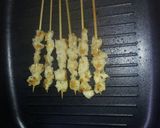 Foto langkah ke 4 dari resep Sate Ayam Teflon.