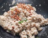 A picture of step 5 of Kodo millet upma.