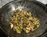 Foto langkah ke 3 dari resep Tongkol suwir petai.