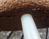 Foto del paso 8 de la receta: 😍🥥 Budín húmedo de coco, relleno con dulce de leche con glaseado de coco 🥥😍