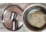 சாமைஅரிசிமுருங்கைஇலை முறுக்கு(samai arisi murukku recipe in tamil) ரெசிபி ஸ்டேப் 1 புகைப்படம்