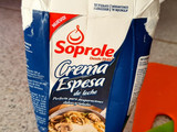 Pasta con crema y champiñones