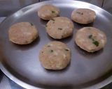 छोले टिकिया चाट (Chole tikkiya chaat recipe in Hindi) रेसिपी चरण 2 फोटो