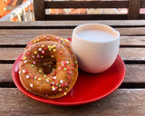 Foto del paso 5 de la receta: Donuts de vainilla al horno (Birthday cake) 🍩