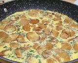 A picture of step 7 of White Truffle Omelette.
