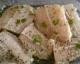 Foto del paso 1 de la receta: Filetes de Pescado con hierbas aromáticas