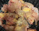 Foto del paso 1 de la receta: Pollo frito al ajillo en airfryer