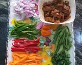 A picture of step 1 of Stir fry pasta.