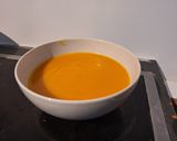 Une image de l'étape 2 de Soupe potiron au safran.