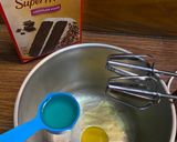 A picture of step 1 of Green cup cakes🇵🇰🇵🇰.