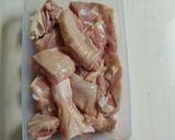 Foto langkah ke 2 dari resep Ayam Goreng Bawang Putih.