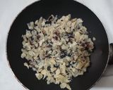 Foto langkah ke 1 dari resep Crumble from Half-Baked Pia and Bolen.