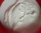 A picture of step 6 of Oreo coconut cups.