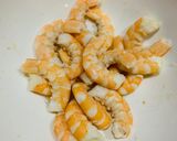 Hình bước làm 2 của món Bánh mì ciabatta kẹp tôm