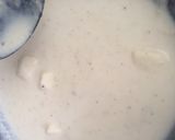 A picture of step 1 of Kurkury with white sauce.