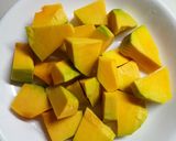 Hình bước làm 1 của món Canh bí đỏ nấu tôm