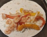 Foto del paso 4 de la receta: Quesadillas de camarón
