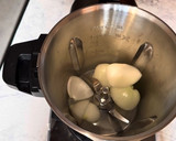Foto del paso 2 de la receta: Sopa depurativa de apio y cebolla