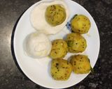 A picture of step 6 of Stuffed sooji balls.