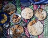 A picture of step 8 of Chuda aur laai ke laddu.
