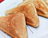 A picture of step 3 of Toasted cake.