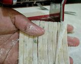 Foto langkah ke 8 dari resep Stik bawang renyah.