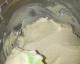 Foto del paso 2 de la receta: FROSTING DE QUESO 🍰