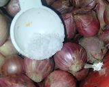 Foto langkah ke 1 dari resep Bawang Goreng Renyah Gurih.