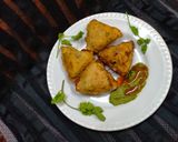 બટાકાના સમોસા (Potato Samosa Recipe In Gujarati) રેસીપી સ્ટેપ8ફોટો