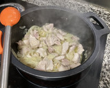 Foto del paso 1 de la receta: Carne con tomate