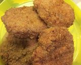 Foto langkah ke 4 dari resep Chicken burger (patty).