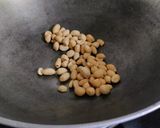 A picture of step 1 of Roasted gram dal and peanut chutney (jain recipe).