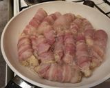 Baconbe tekert csirkehús recept fázis 1 fotója