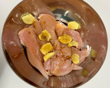 Foto del paso 1 de la receta: Pollo con cherry, soja y jengibre en freidora de aire