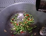 Foto langkah ke 3 dari resep Tumis udang buncis.