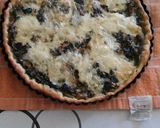 Foto del paso 7 de la receta: Tarta de acelga, puerros y atún