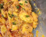 आलू के थेपले Aloo ke Theple recipe in Hindi) रेसिपी चरण 1 फोटो