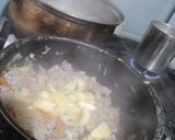 Foto del paso 2 de la receta: Zapallitos rellenos con carne de 🐖 con ensalada de arroz 🌽🥚