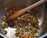 Foto del passaggio 3 della ricetta Zuppa di Legumi e Cavolo Nero Km0