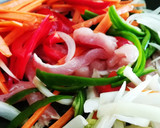 Foto del paso 2 de la receta: Fideos chinos (noodles) pavo y salsa teriyaki