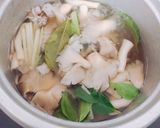 Hình bước làm 2 của món Nấm bào ngư hấp sả lá chanh