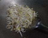 Foto langkah ke 4 dari resep Cah Toge Ikan Asin.