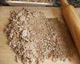 Foto del paso 2 de la receta: Palitos de pollo con cereales aptos para celíacos y alérgicos