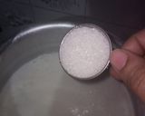 A picture of step 1 of China grass ka halwa.