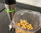 A picture of step 4 of Traditional Hummus (Chickpeas).