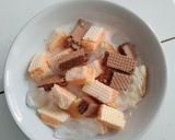 Foto langkah ke 3 dari resep Es Roti Cheese Wafer.