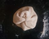 A picture of step 6 of Paneer paratha.